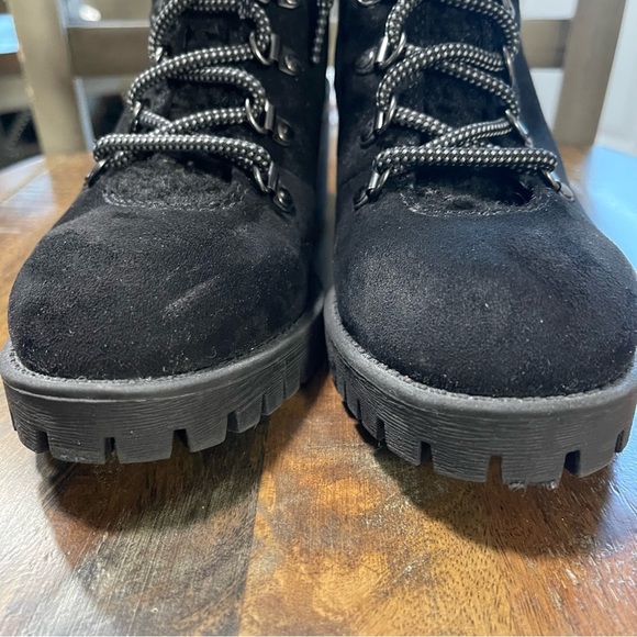MADDEN GIRL Hayess Black Faux Fur Hiker Booties Size 6M - Picture 3 of 15